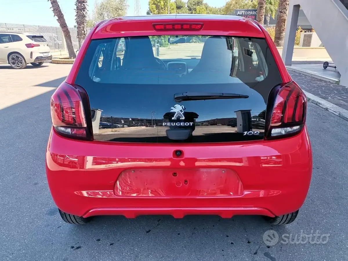 Usata Peugeot 108 Active 69 CV (50 kW) 2015 Rosso SUV