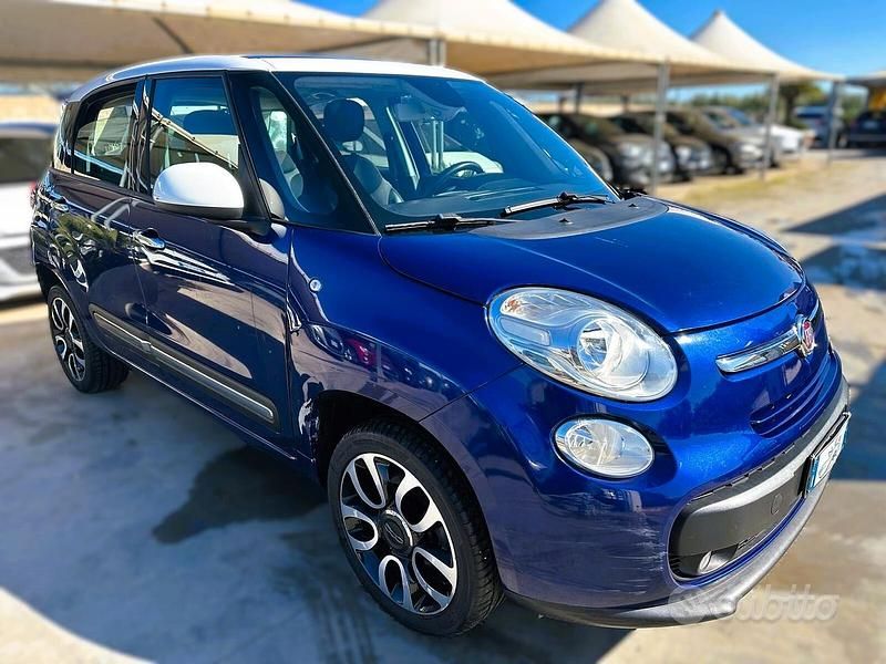 Usata Fiat 500L Living 80 CV (58 kW) 2014 Blu Monovolume
