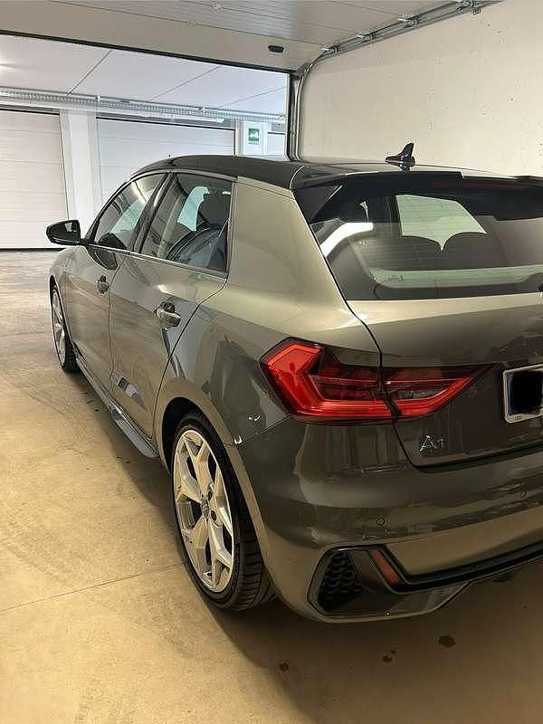 Usata Audi A1 Sportback S-Line 150 CV (110 kW) 2020 Grigio Utilitaria