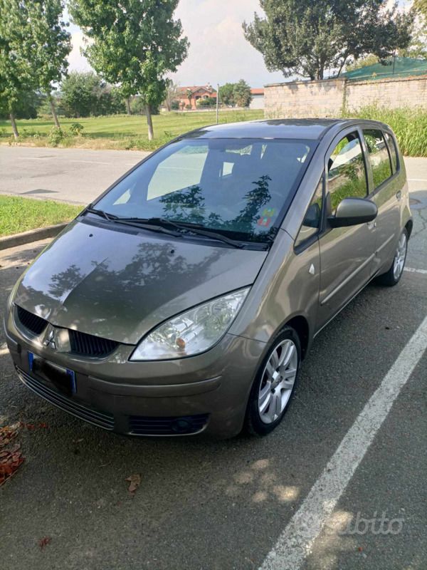 Usata 2010 Mitsubishi Colt Tre volumi | 2200 € (Molto cara) - Immagine 1/4