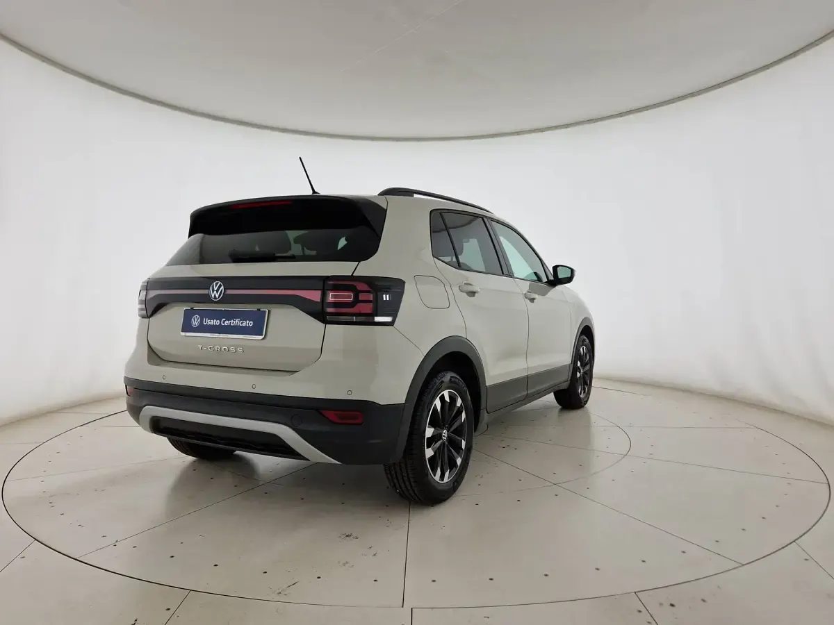 Usata VW T-Cross Style 95 CV (69 kW) 2023 Ascot grey SUV