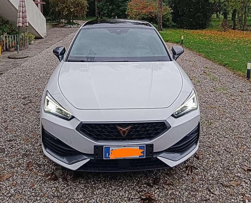 Usata Cupra Leon VZ2 150 CV (110 kW) 2021 Berlina