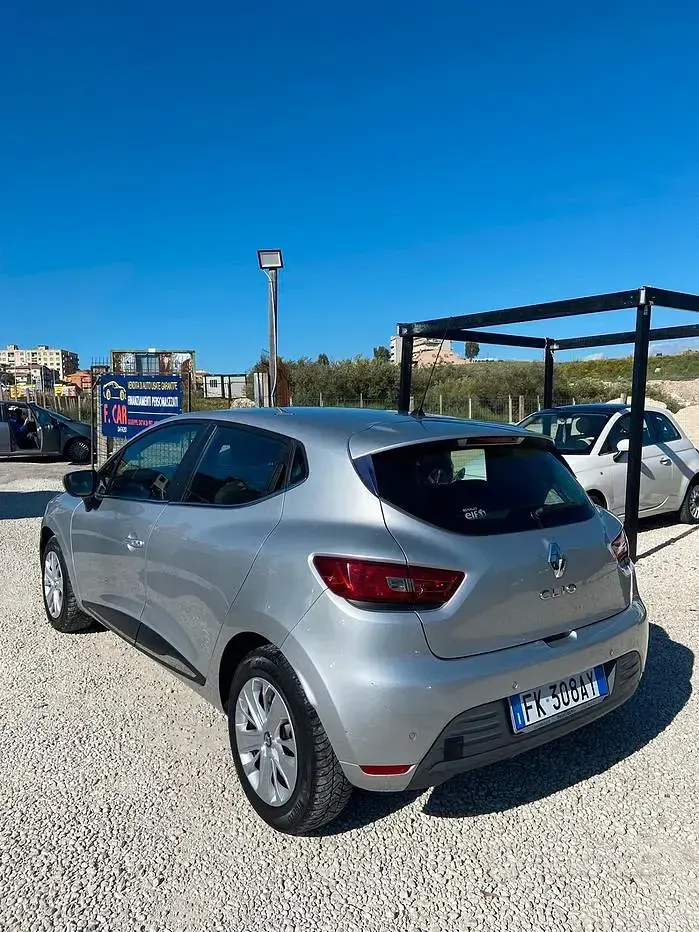 Usata Renault Clio IV 75 CV (55 kW) 2017 Berlina