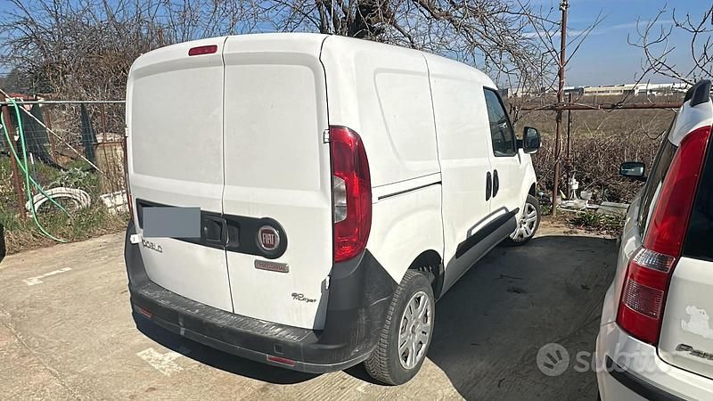 Usata Fiat Doblò 90 CV (66 kW) 2016 Monovolume