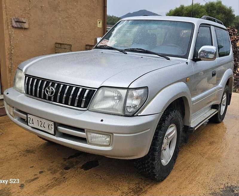 Grigio Usata 2000 Toyota Land Cruiser SUV | 10.500 € (Super prezzo) - Immagine 1/4
