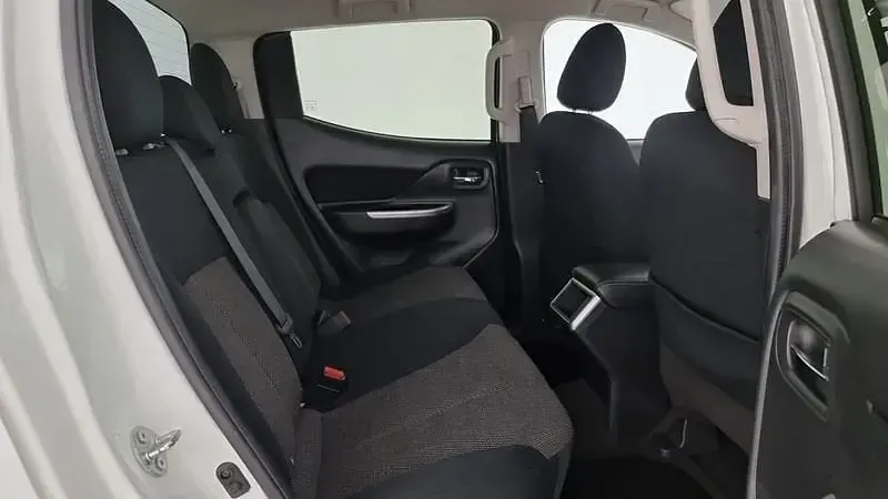 Usata Mitsubishi L200 Intense 150 CV (110 kW) 2021 Bianco Pick-up