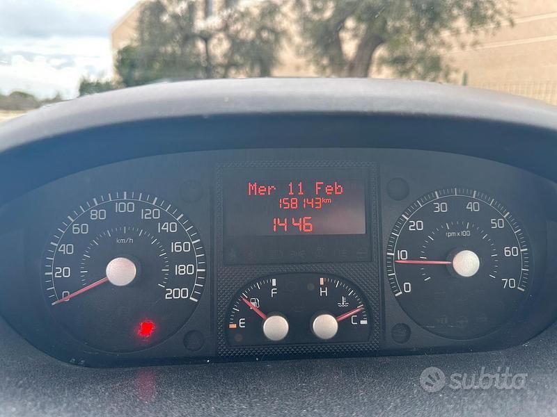 Usata Fiat Idea 95 CV (69 kW) 2012 Bianco Monovolume