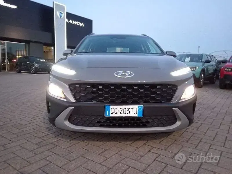 Usata Hyundai Kona 141 CV (103 kW) 2021 Grigio SUV