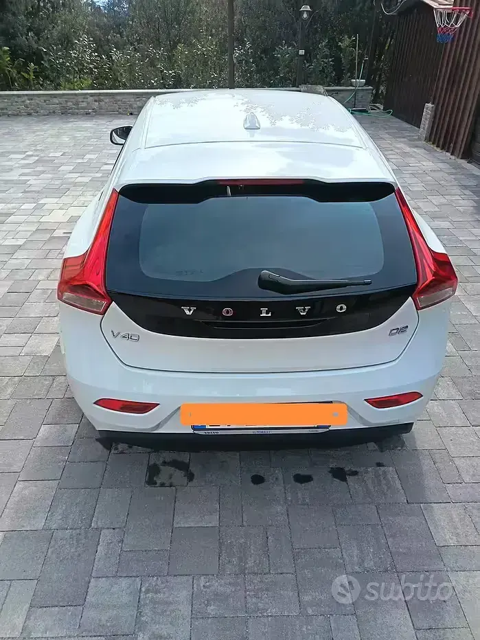 Usata Volvo V40 2014 Bianco Berlina