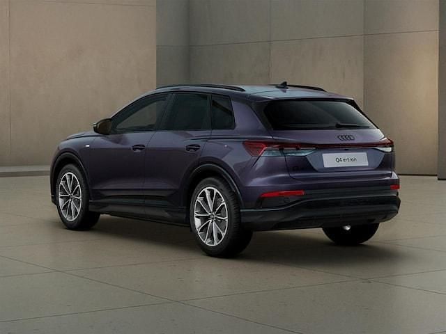 Nuova Audi Q4 e-tron Ambiente 210 kW (286 CV) 2025 Viola aurora metallizzato SUV