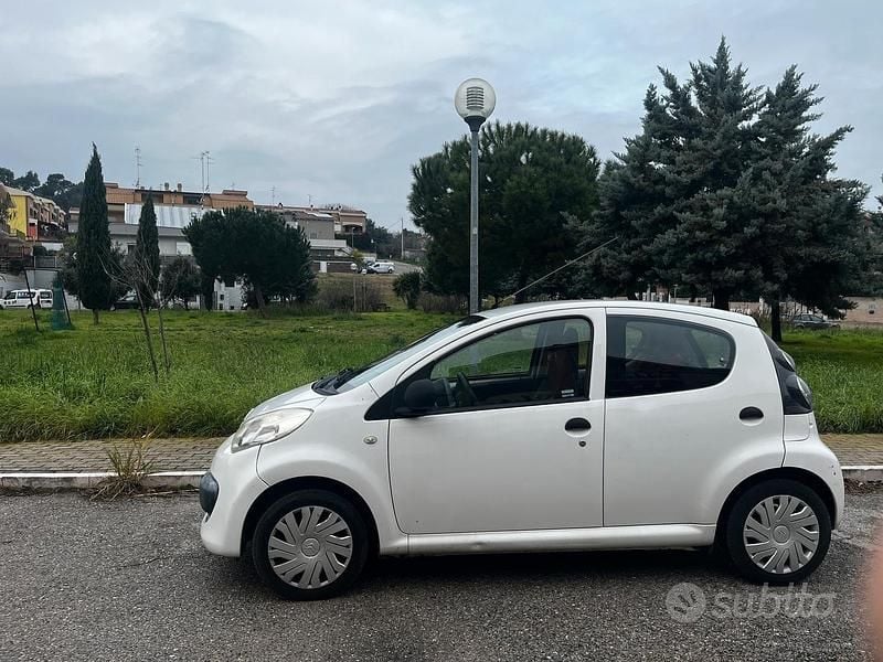 Usata Citroën C1 68 CV (50 kW) 2007 Bianco Utilitaria