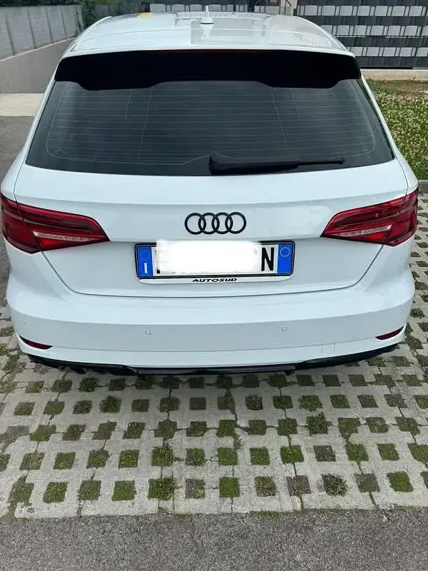 Usata Audi A3 Business 150 CV (110 kW) 2018 Berlina