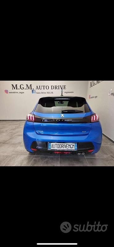 Usata Peugeot 208 GT 130 CV (95 kW) 2024 Blu Utilitaria
