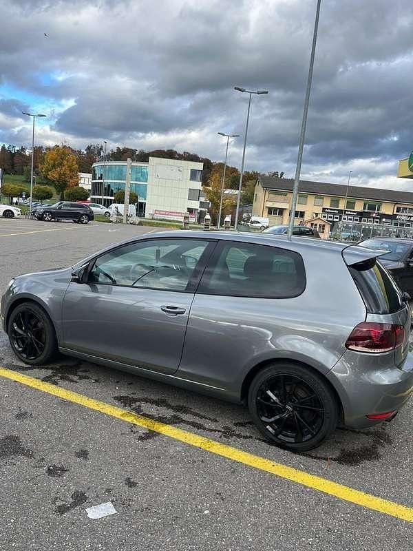 Usata VW Golf VI Highline 140 CV (102 kW) 2011 Utilitaria