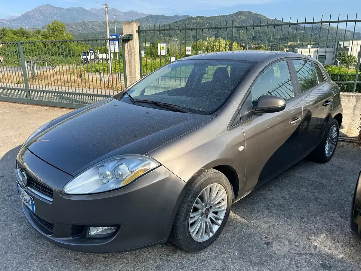 Usata Fiat Bravo Dynamic 90 CV (66 kW) 2008 Utilitaria
