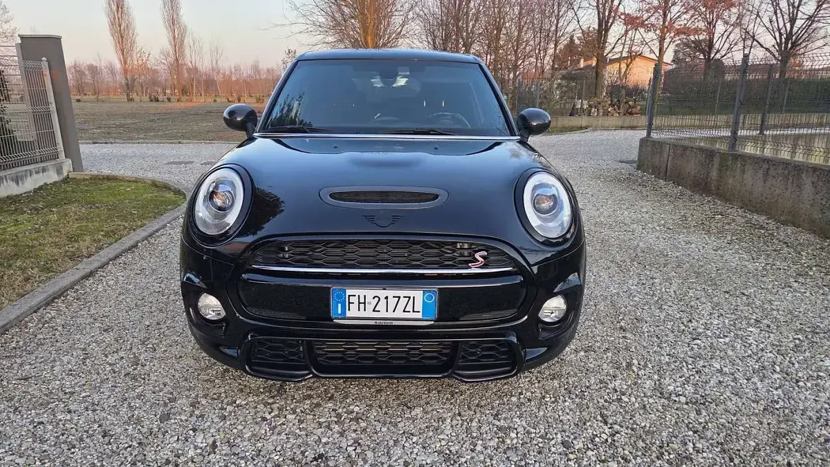 Usata Mini Cooper S 192 CV (141 kW) 2017 Nero Utilitaria