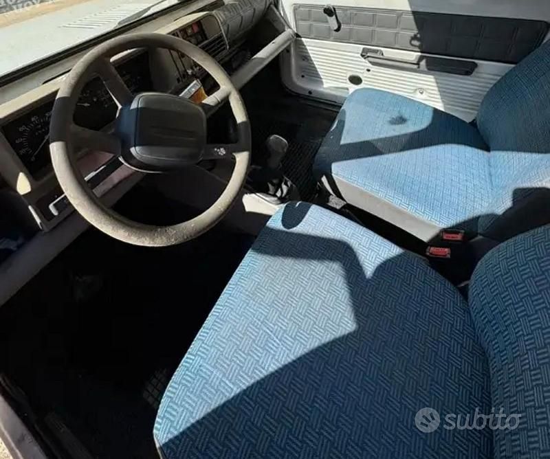 Begagnad Fiat Panda Young 54 HK (39 kW) 2003 Vit Halvkombi