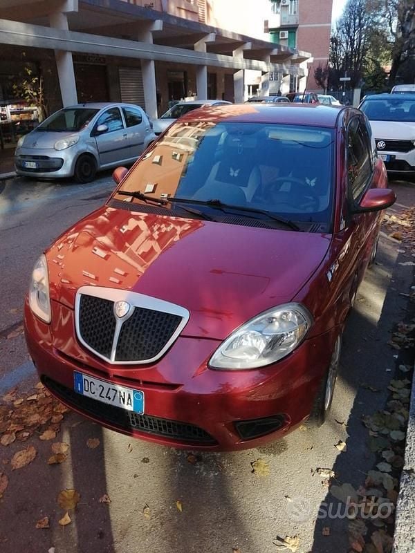 Usata Lancia Ypsilon 77 CV (56 kW) 2006 Rosso Utilitaria