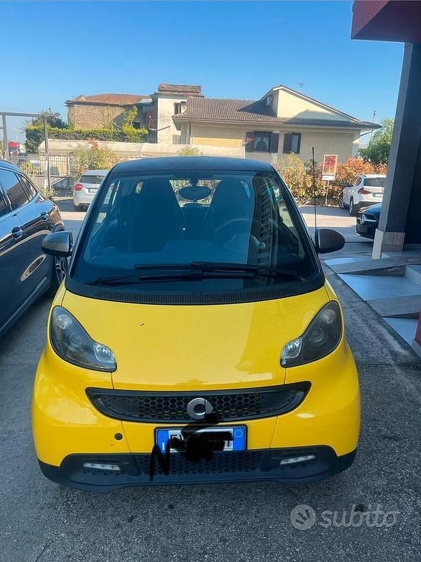 Usata Smart ForTwo Coupé 71 CV (52 kW) 2014 Giallo Coupé