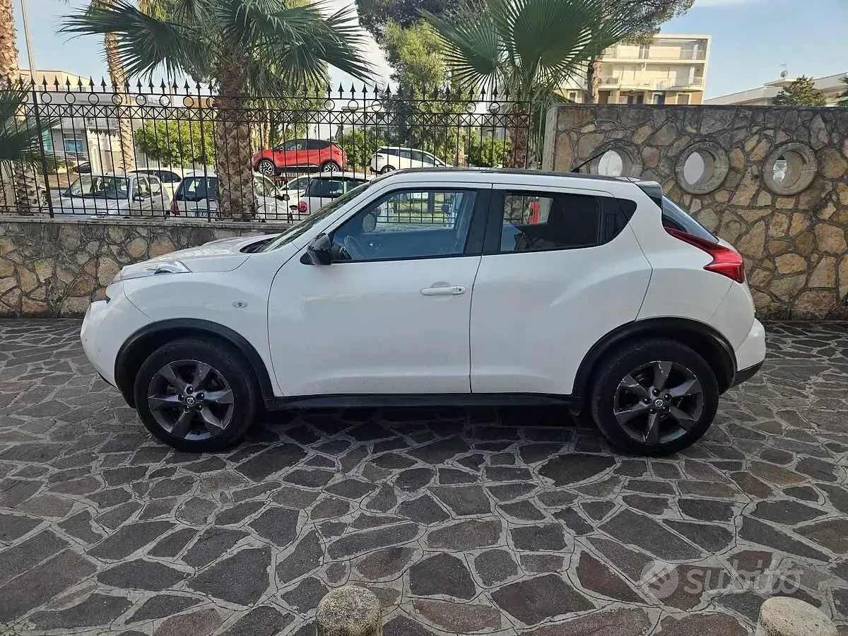 Usata Nissan Juke Tekna 110 CV (80 kW) 2012 Bianco SUV
