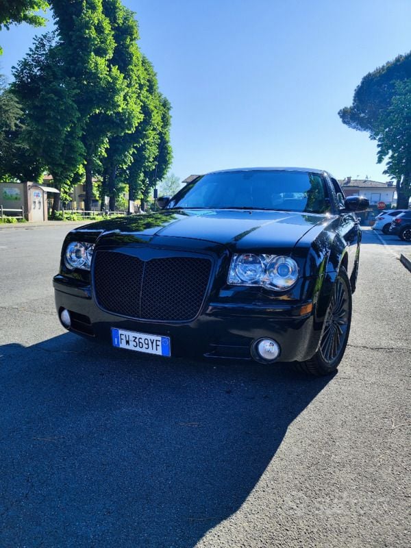 Usata Chrysler 300C Touring 218 CV (160 kW) 2007 Nero Station wagon