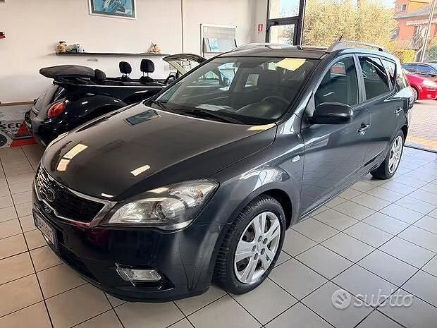 Usata Kia Ceed 125 CV (91 kW) 2012 Grigio Utilitaria
