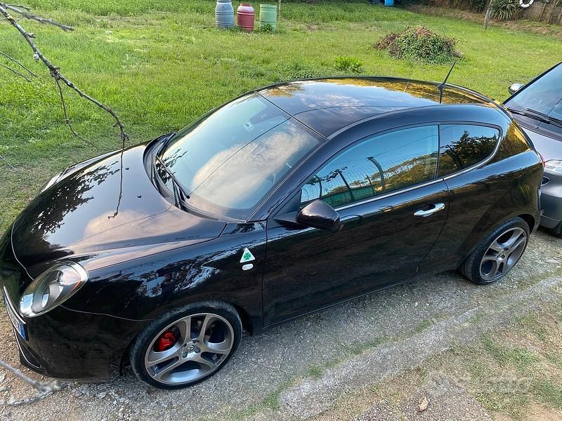 Usata Alfa Romeo MiTo 135 CV (99 kW) 2010 Nero Utilitaria