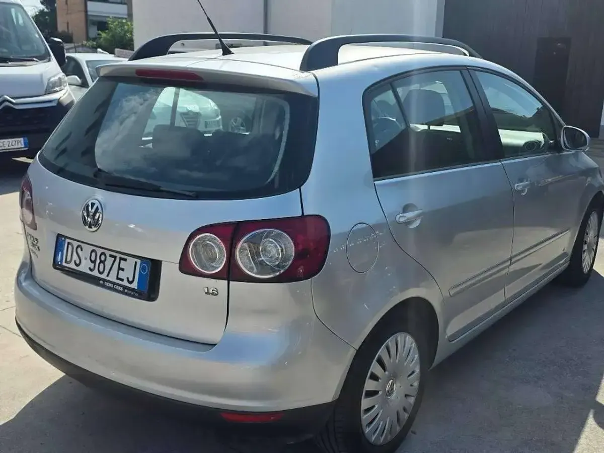 Usata VW Golf Plus United 102 CV (75 kW) 2009 Argento Monovolume