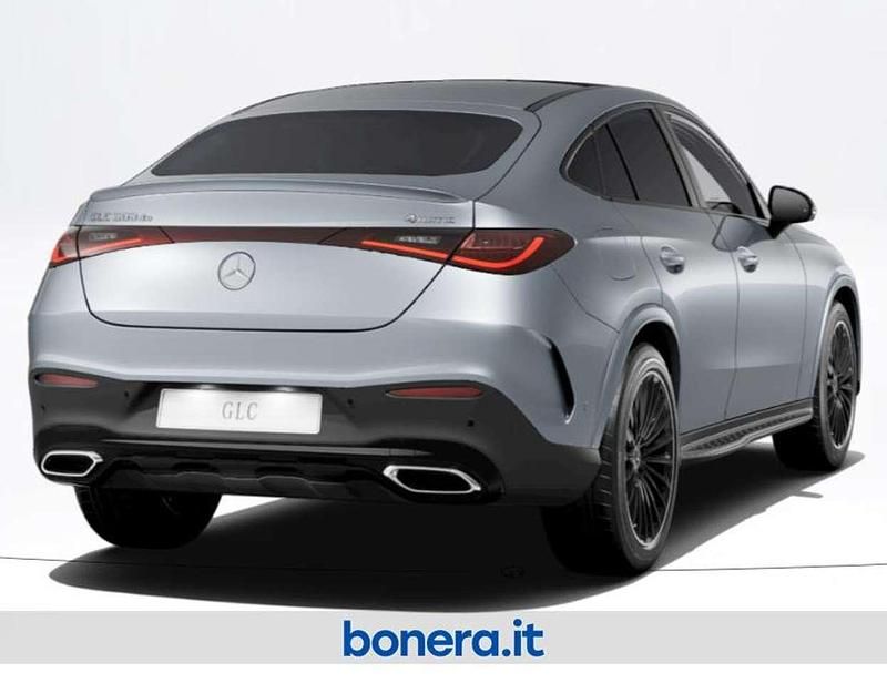 Nuova Mercedes GLC300e AMG Line Premium 333 CV (244 kW) 2026 Argento hightech Coupé