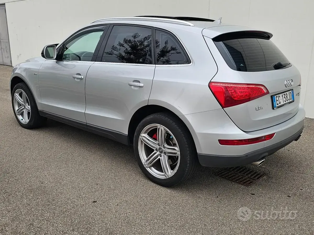 Usata Audi Q5 S-Line 239 CV (175 kW) 2010 Grigio SUV