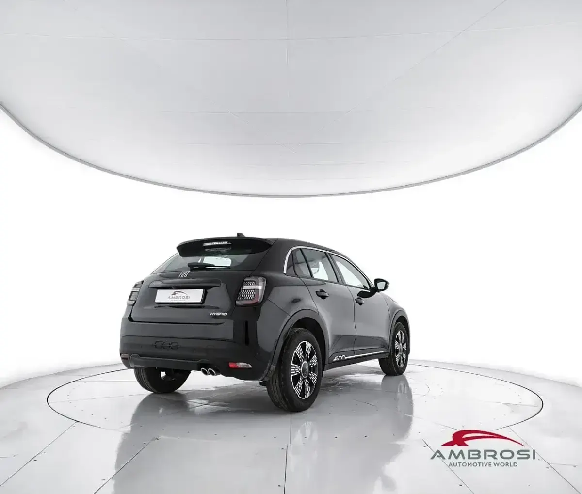 Usata Fiat 600 145 CV (106 kW) 2025 Nero SUV
