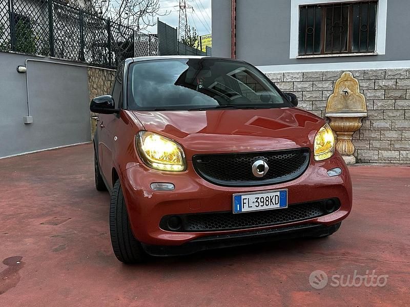 Usata Smart ForFour 70 CV (51 kW) 2017 Utilitaria