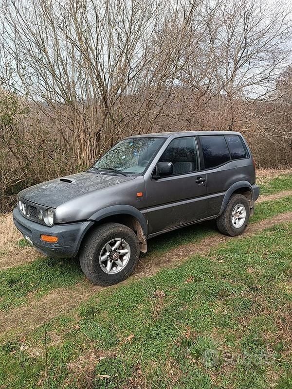 Usata Nissan Terrano 125 CV (91 kW) 1999 Grigio SUV