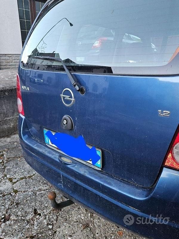 Usata Opel Agila 2003 Blu Monovolume