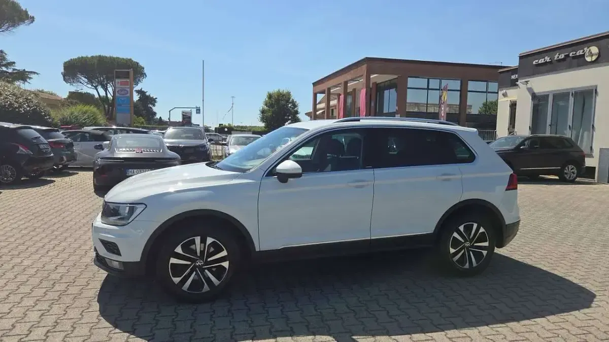Usata VW Tiguan 150 CV (110 kW) 2020 Bianco SUV