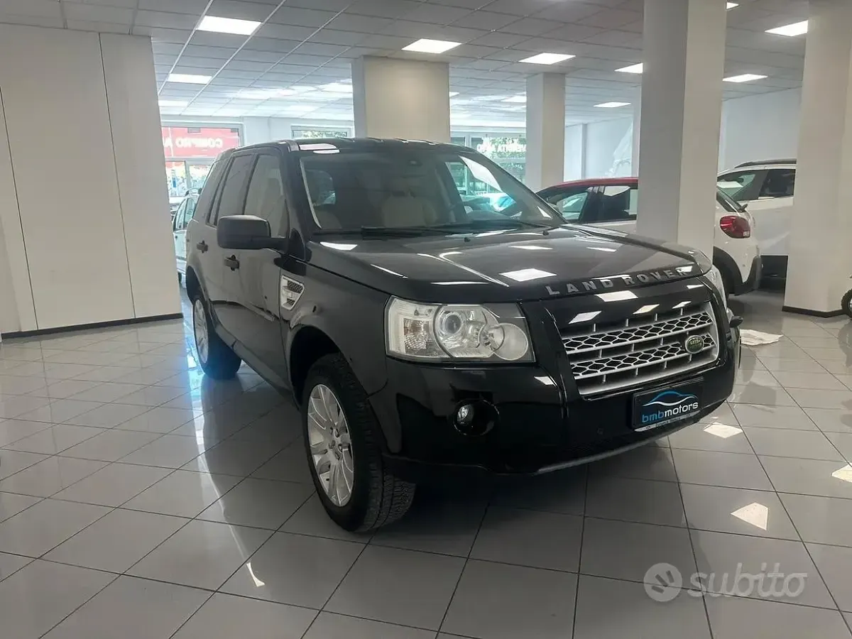 Usata Land Rover Freelander 2 HSE 160 CV (117 kW) 2010 Nero SUV