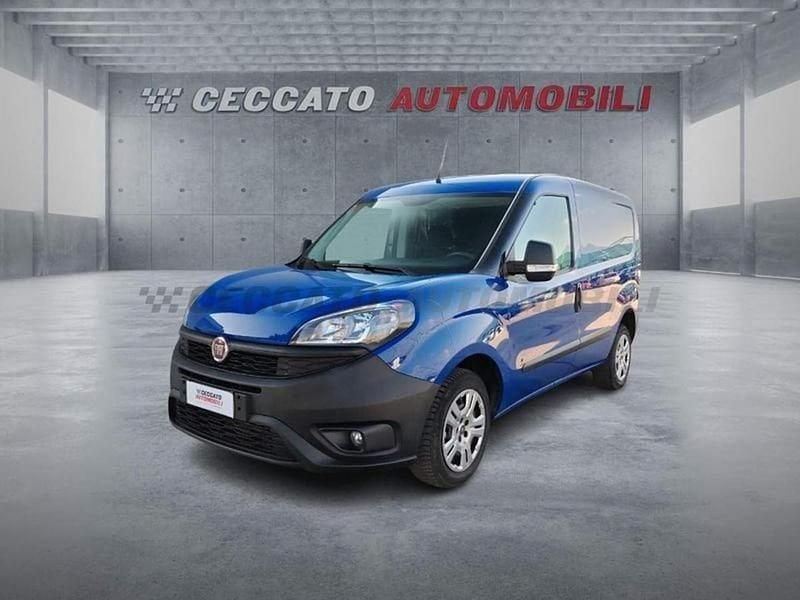 Usata Fiat Doblò 95 CV (69 kW) 2018 Blu Monovolume