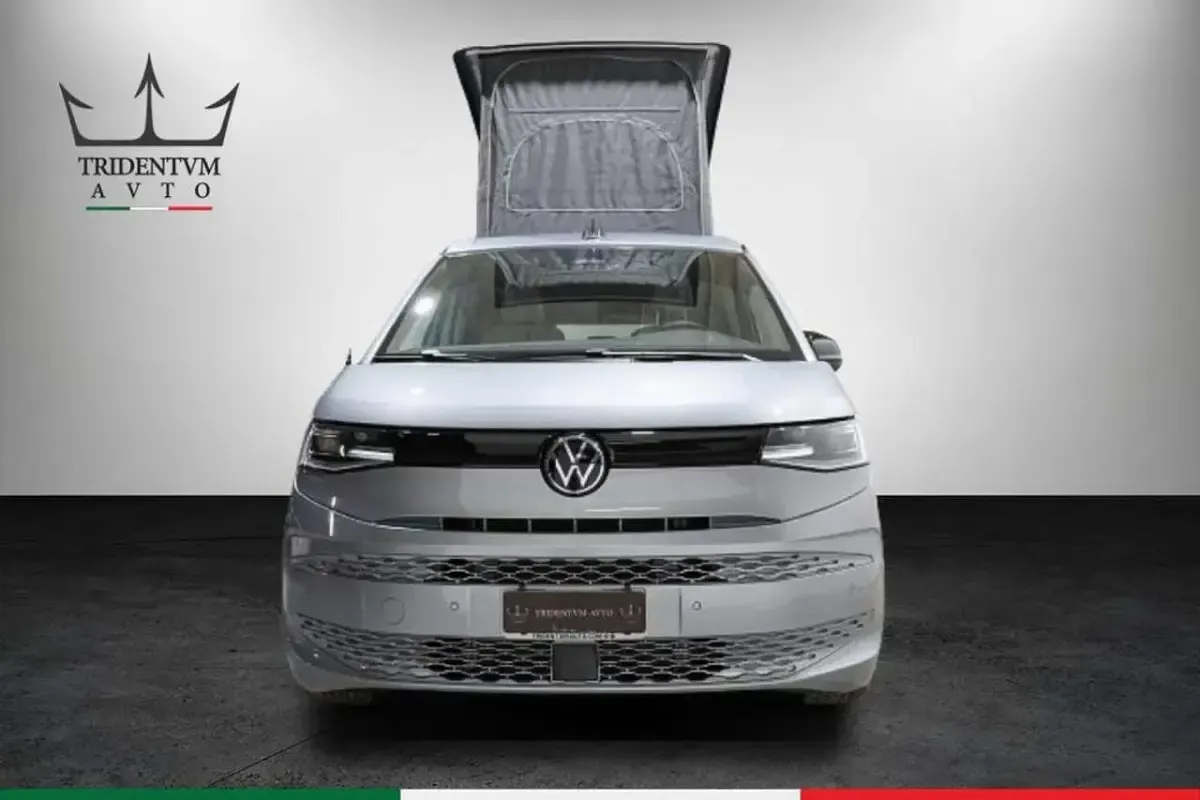 Nuova VW California Beach 150 CV (110 kW) 2026 Argento Furgone