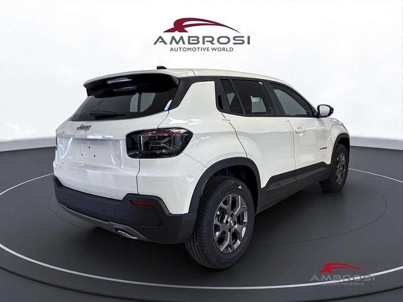 Nuova Jeep Avenger Longitude 101 CV (74 kW) 2025 Nero SUV