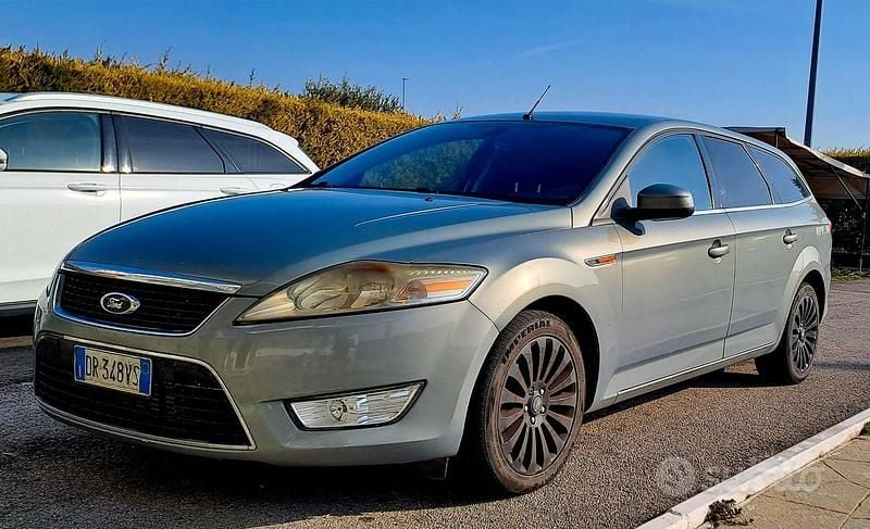 Usata Ford Mondeo 140 CV (102 kW) 2008 Blu Station wagon