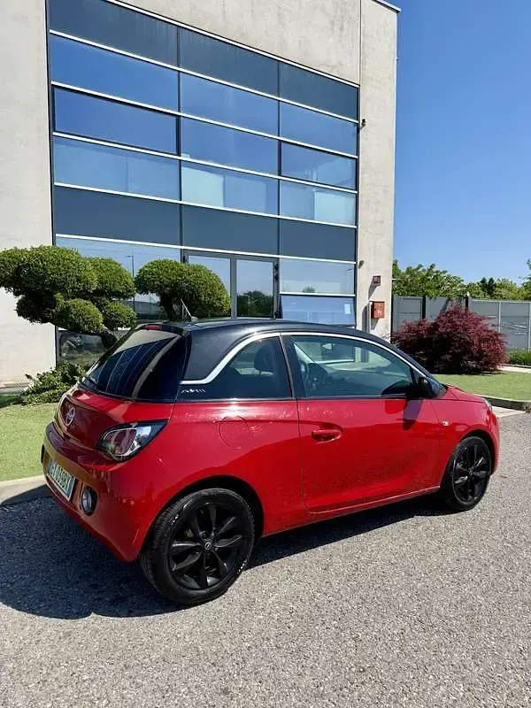 Usata Opel Adam 87 CV (63 kW) 2015 Utilitaria