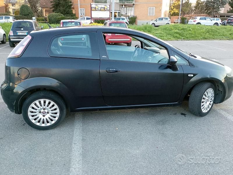 Usata Fiat Punto Evo 2011 Nero Utilitaria