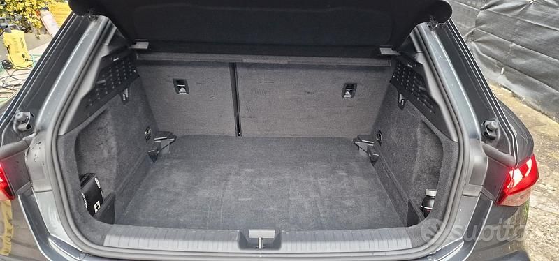 Usata Audi A3 150 CV (110 kW) 2024 Grigio Berlina