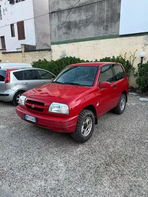 Usata Suzuki Grand Vitara 173 CV (127 kW) 2001 Rosso Station wagon