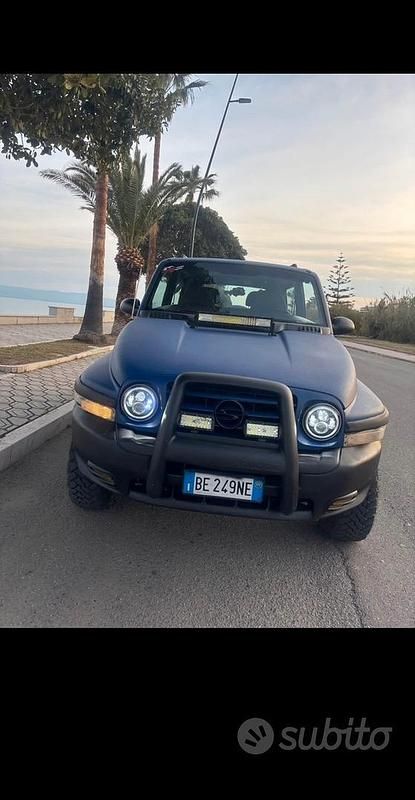 Usata Ssangyong (KGM) Korando 1999 Blu SUV