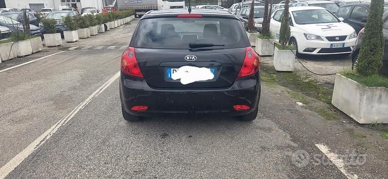 Usata Kia Ceed 2009 Nero Utilitaria