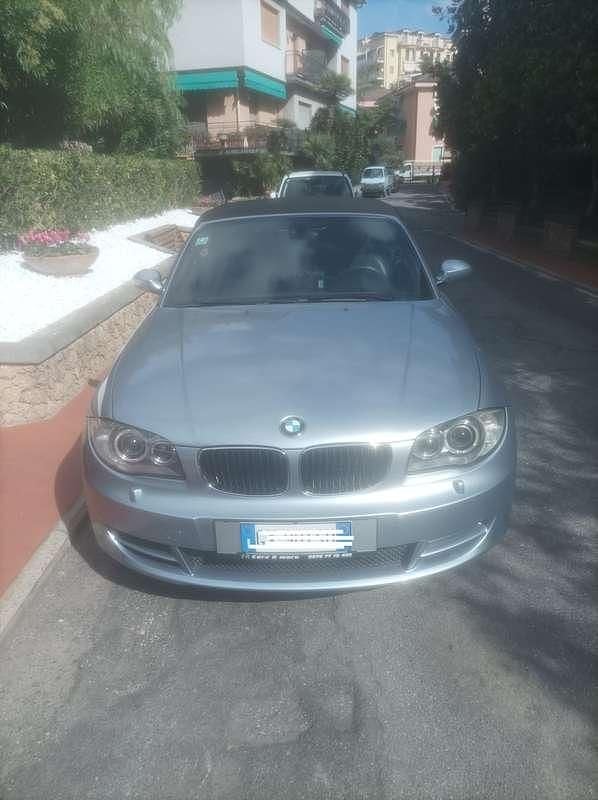 Usata BMW 120 Cabriolet Efficient Dynamics 170 CV (125 kW) 2009 Blu/azzurro Cabrio