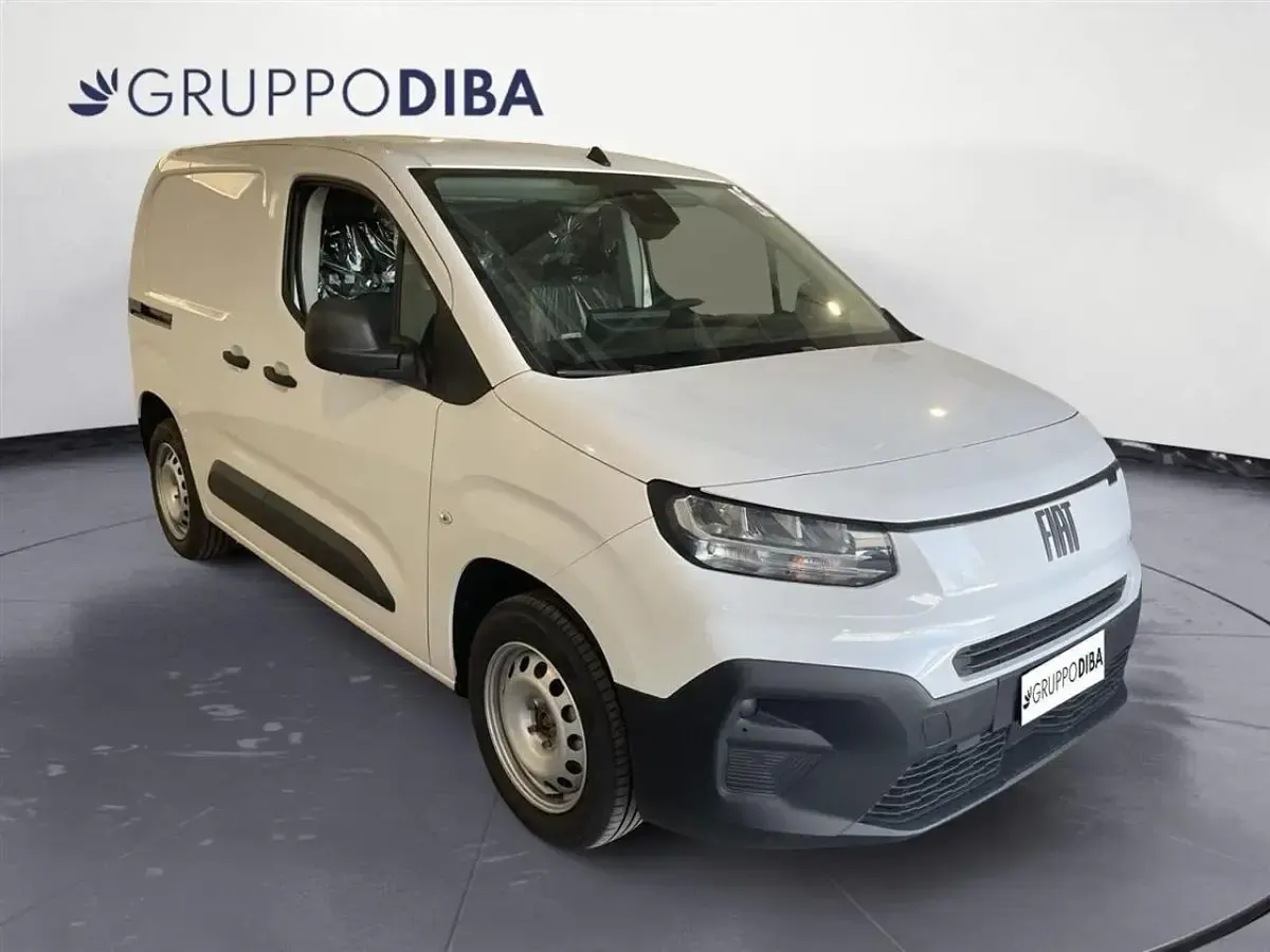 Usata Fiat e-Doblò 50 kW (68 CV) 2024 Bianco Monovolume