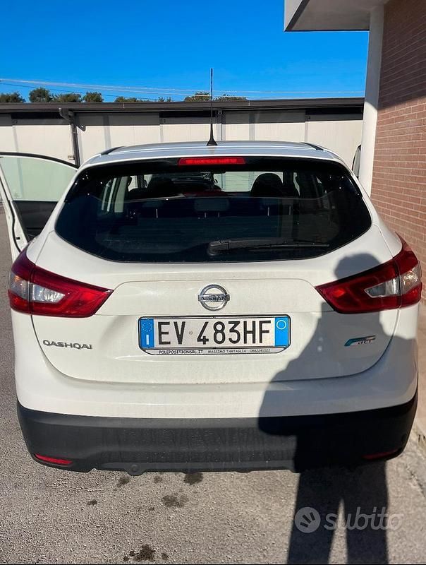 Usata Nissan Qashqai Tekna 115 CV (84 kW) 2015 SUV