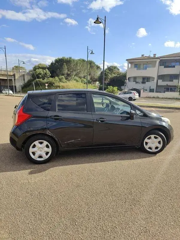 Usata Nissan Note Acenta 90 CV (66 kW) 2014 Nero Utilitaria